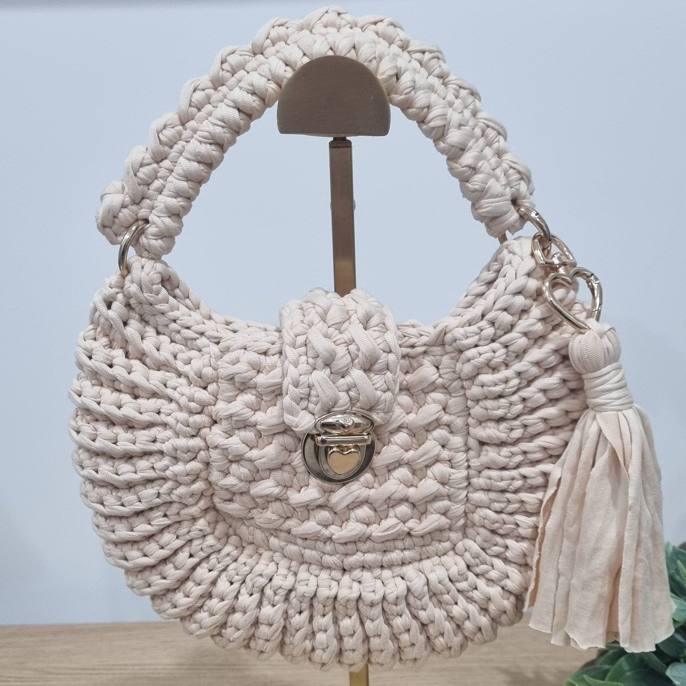 Coastal Loops – Aurora Clasp Handmade Crochet Bag