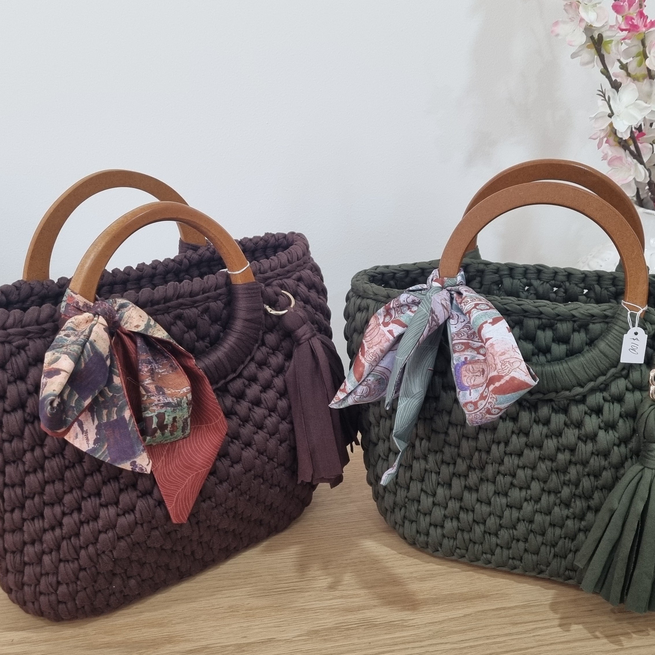 Coastal Loops – Handmade Crochet Wooden Handle Bag