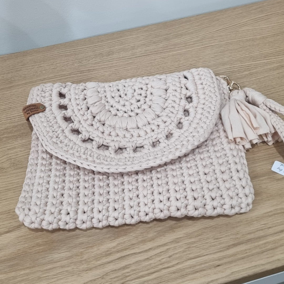 Coastal Loops – Handmade Crochet Clutch (Sand Dune)